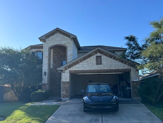 Building Photo - 4532 Chestnut Meadows Bnd