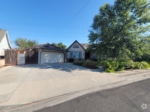Building Photo - 437 Enslen Park Ct