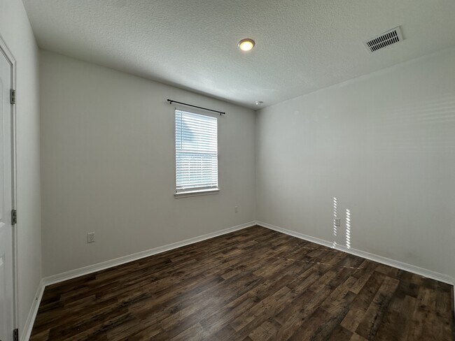 Building Photo - 6836 Trellis Vine Loop