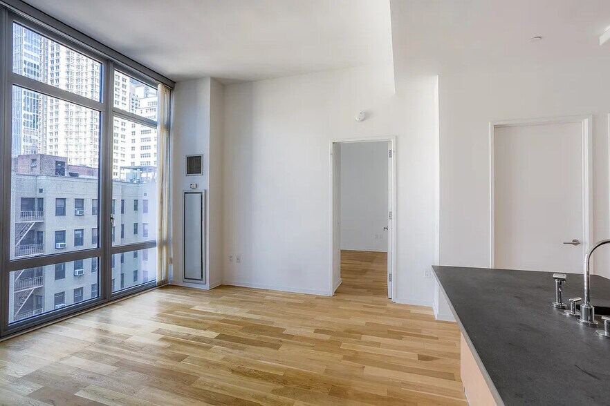Building Photo - 310 W 52nd St