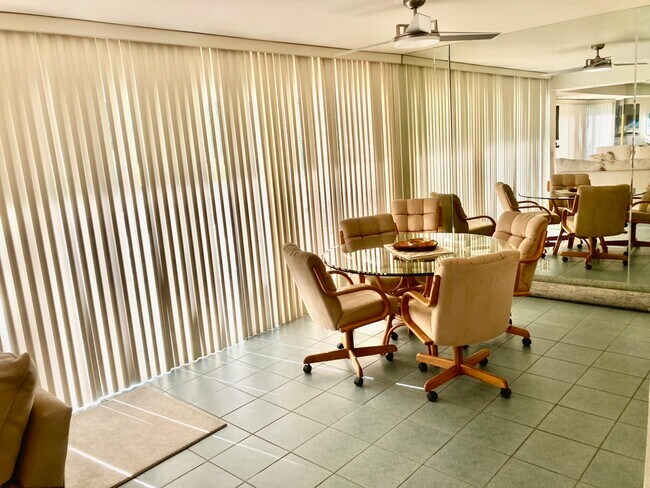 Building Photo - 35050 Mission Hills Dr