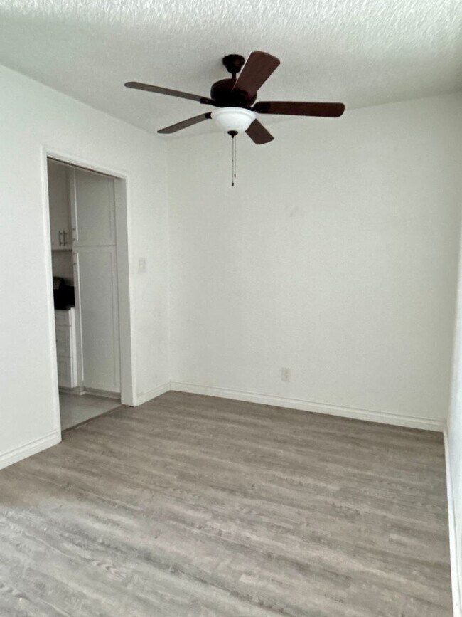 Interior Photo - 928 S Sherbourne Dr