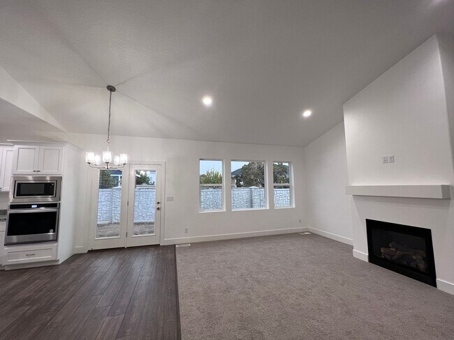 Building Photo - Beautiful South Jordan Home for rent!