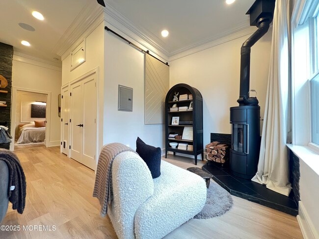 Building Photo - 164 Glenwood Ave