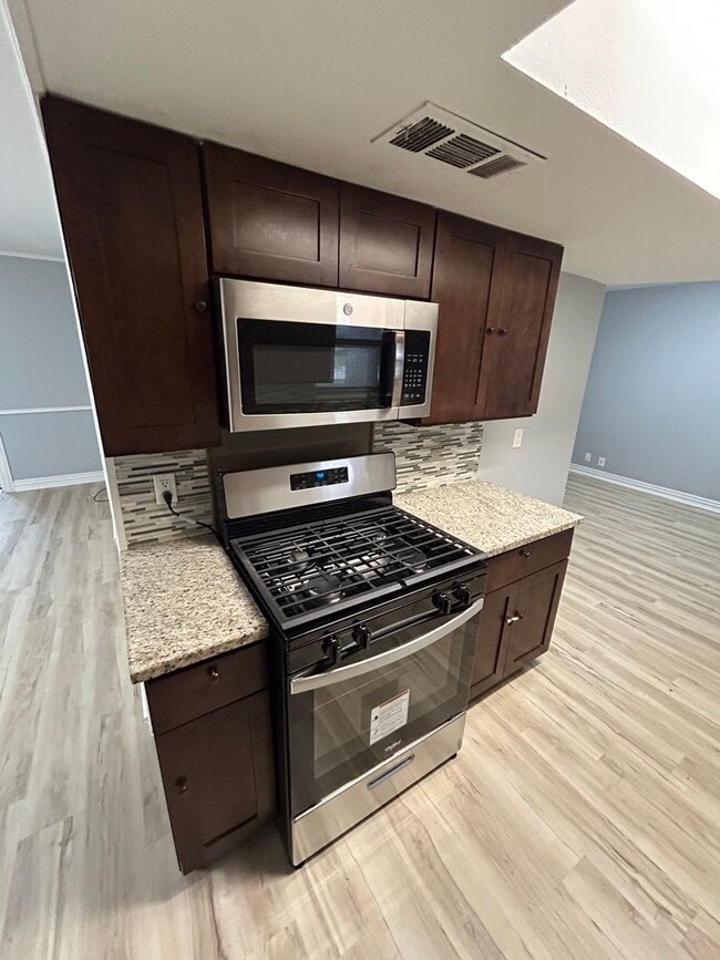 Building Photo - Interested in this home? You clearly have exceptional taste!