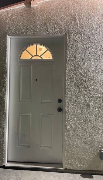 Primary Photo - 24104 Highlander Rd