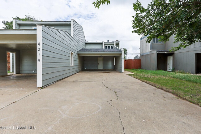 Primary Photo - 4314 52nd St