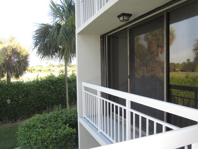 Building Photo - 2791 Village Blvd