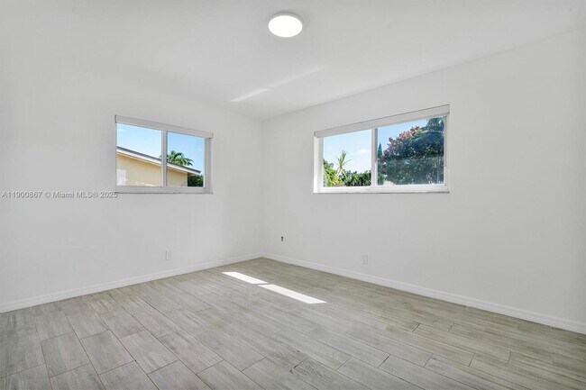 Building Photo - 4309 Jackson St