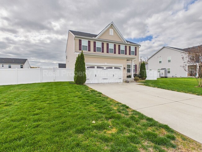 Building Photo - 555 Oliver Wy