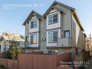 Building Photo - 5228 Brooklyn Ave NE