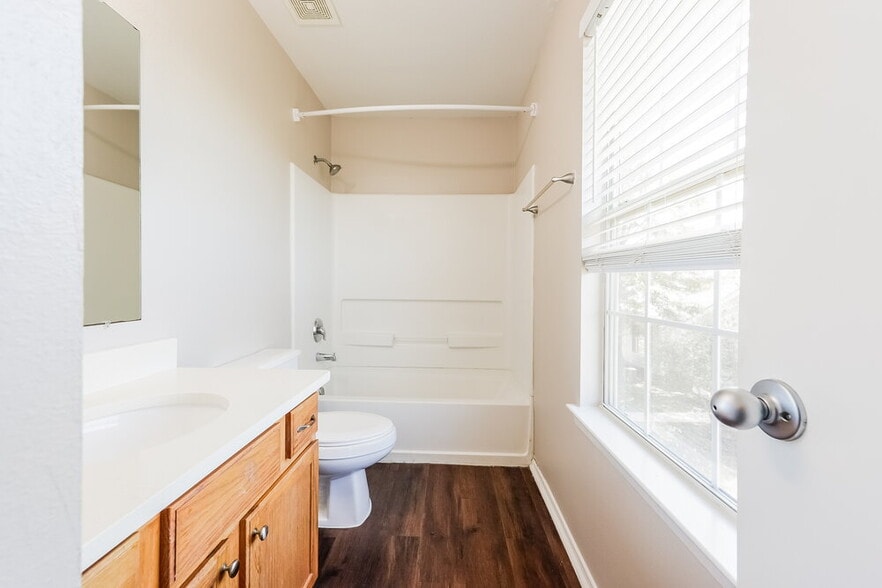 Building Photo - 1043 Verde Trails Dr