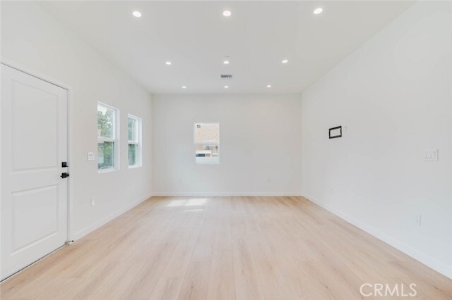 Building Photo - 1167 Raymond Ave