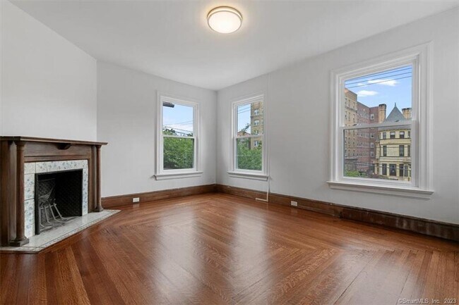 Building Photo - 131 Dwight St