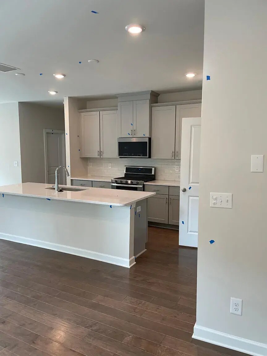 Kitchen - 2511 Greenmarket Dr