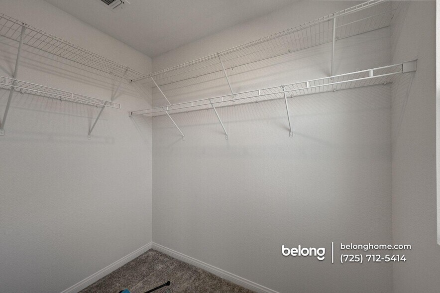 Building Photo - 9283 Quartz Hls Ave