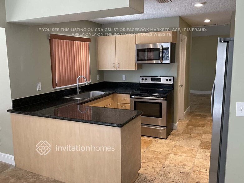 Building Photo - 8790 SW 57th St