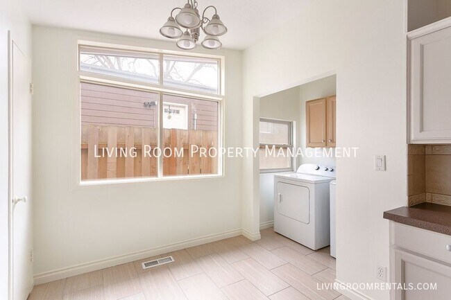 Building Photo - 1520 SE 44th Ave