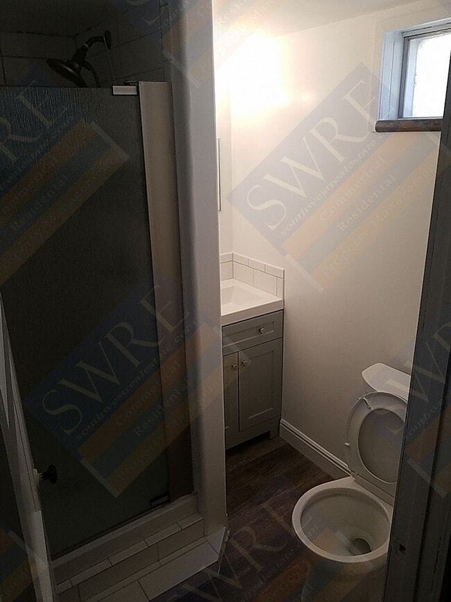 Building Photo - Available Now! Call our office to set up a...