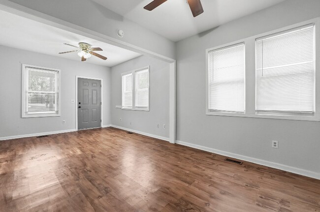 Building Photo - 1625 Sherman Blvd