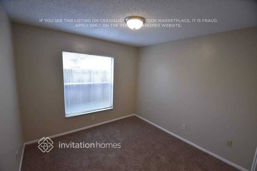 Building Photo - 1070 Gwyn Cir