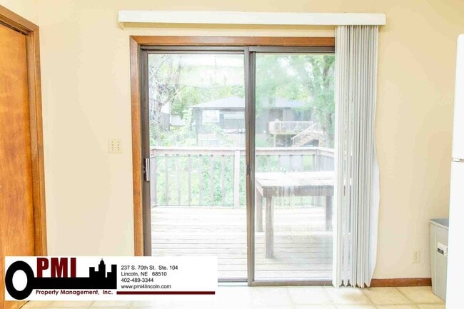 Building Photo - 3800/3802 Keith Cir