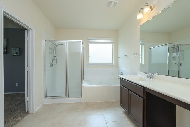 Building Photo - 14022 White Cloud Ln