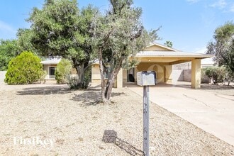 Building Photo - 12215 N 36th St