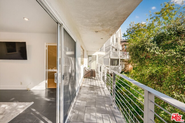 Building Photo - 2388 Kimridge Rd