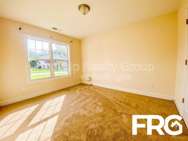 Building Photo - 116 Mill Stone Dr