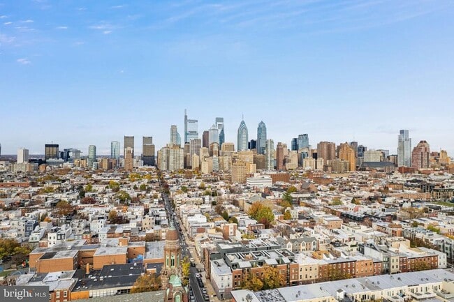 Building Photo - 815 S 20th St