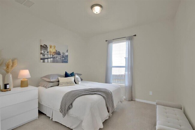 Building Photo - 6510 Teramo Ter