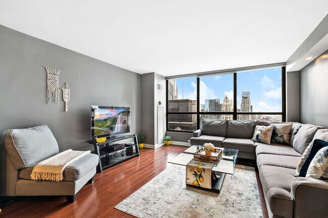 Building Photo - 405 N Wabash Ave