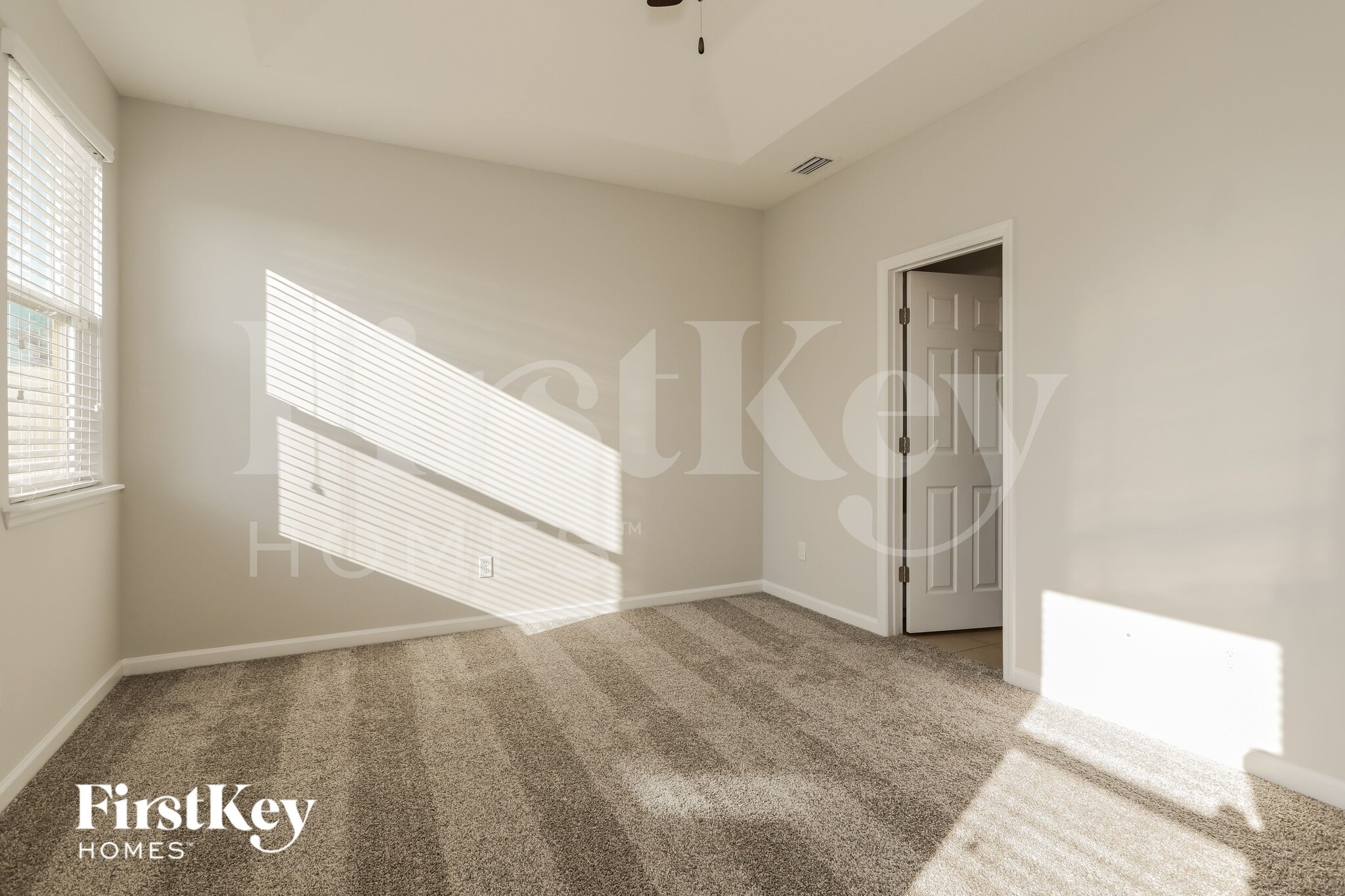 Building Photo - 14727 Garden Gate Dr