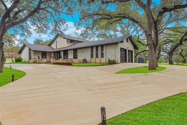 Building Photo - 9328 Blazing Star Trail