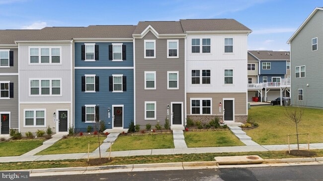 Building Photo - 336 Mineral Springs Rd