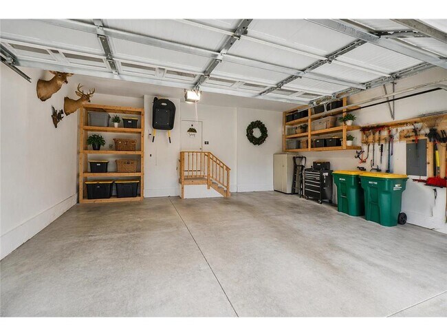 Building Photo - 429 Mario Dr