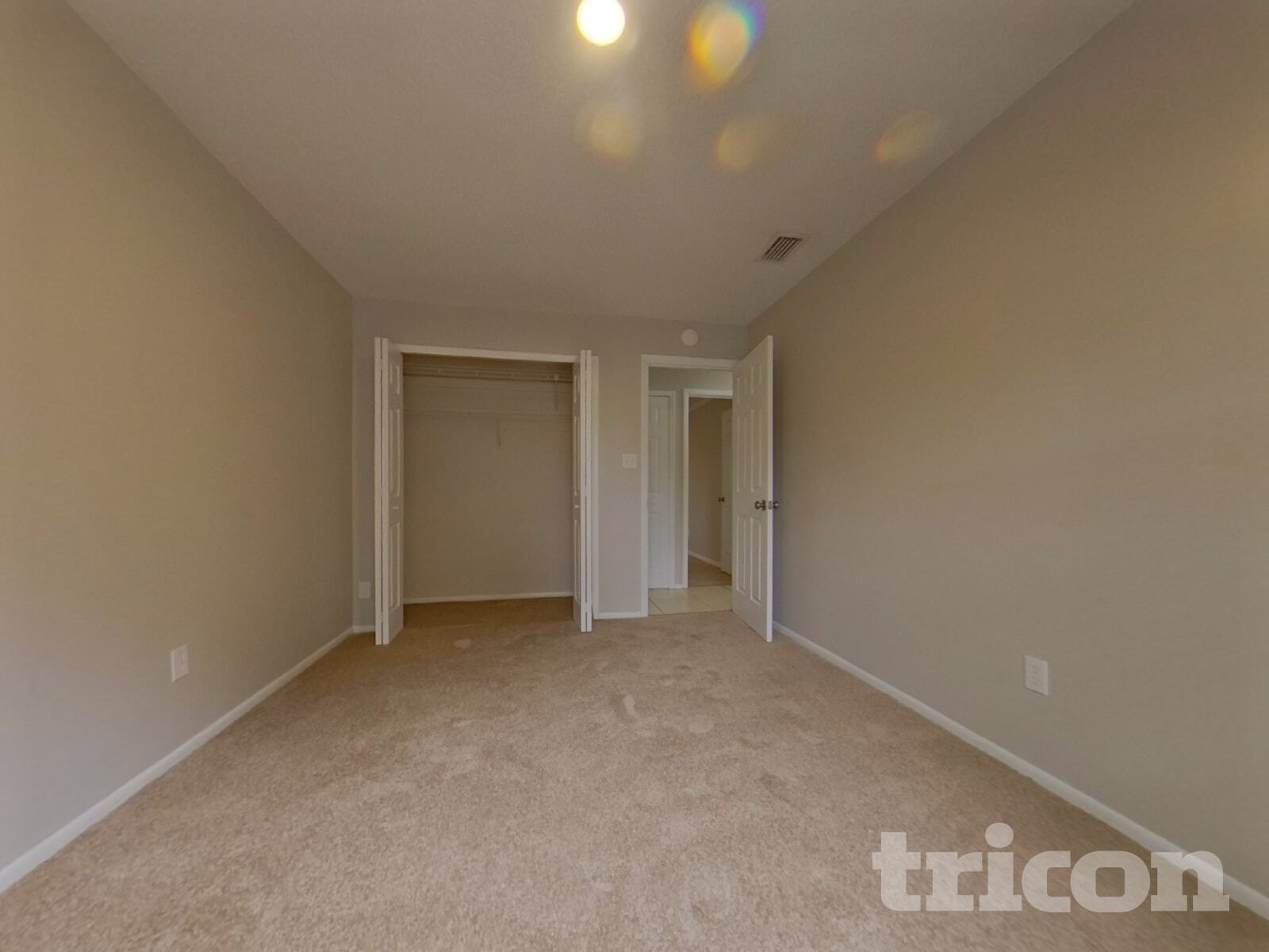 Building Photo - 1525 Guinevere Dr