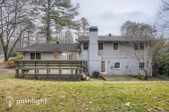 Building Photo - 5381 Willow Point Parkway