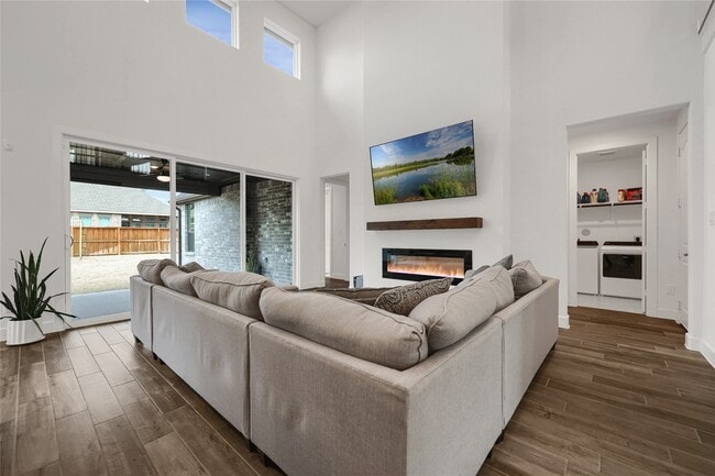 Building Photo - 28206 Clear Breeze Ct