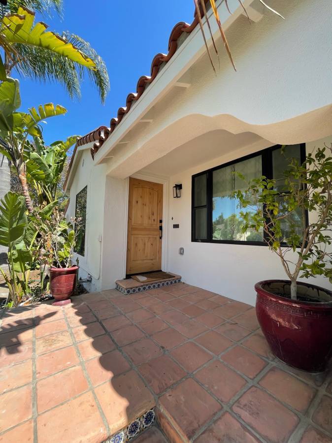 Front door - 1644 Wellesley Ave