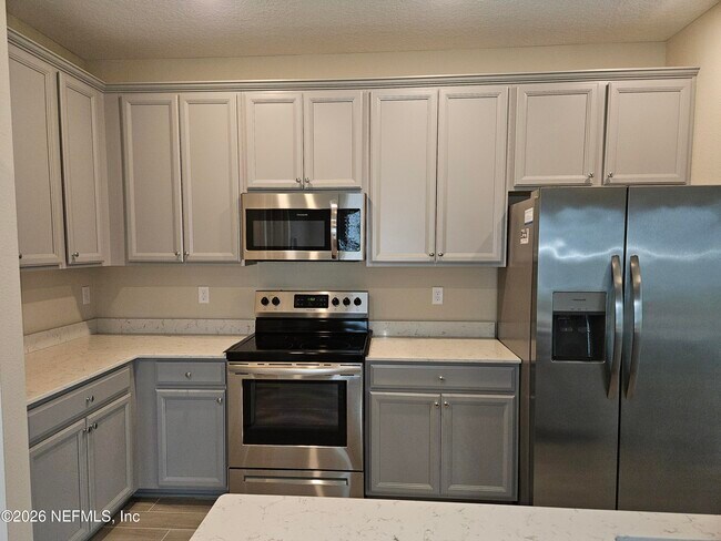 Building Photo - 10330 Alder Creek Ln