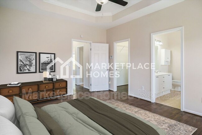 Building Photo - 2090 Old Cahaba Pl