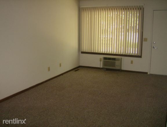 Building Photo - 2 br, 1 bath Apartment - Parkside Apartments