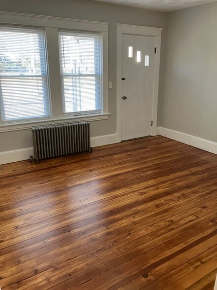 Primary Photo - 23 West St