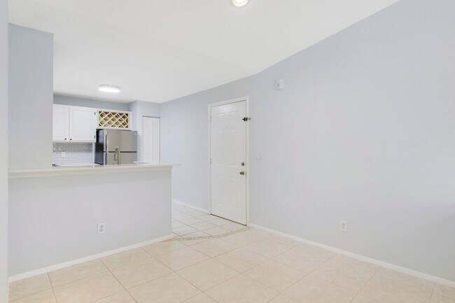 Building Photo - 1780 Palm Cove Blvd