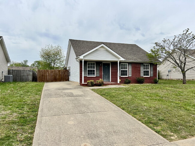Building Photo - 2785 Russet Ridge Dr