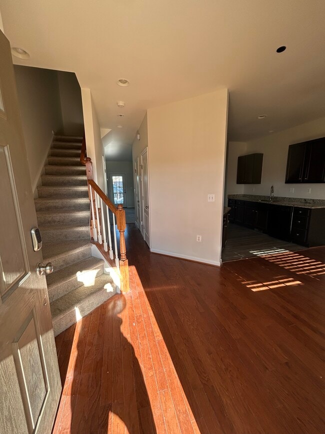 Building Photo - 7125 Durrette Rd