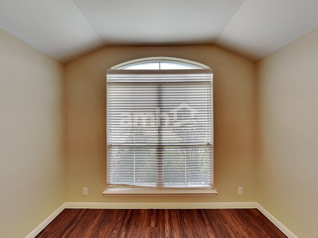 Building Photo - 2240 Hazelwood