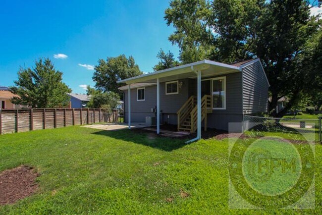 Building Photo - Beautiful 3Bd/2Ba home in Omaha, NE | Finished Basement!
